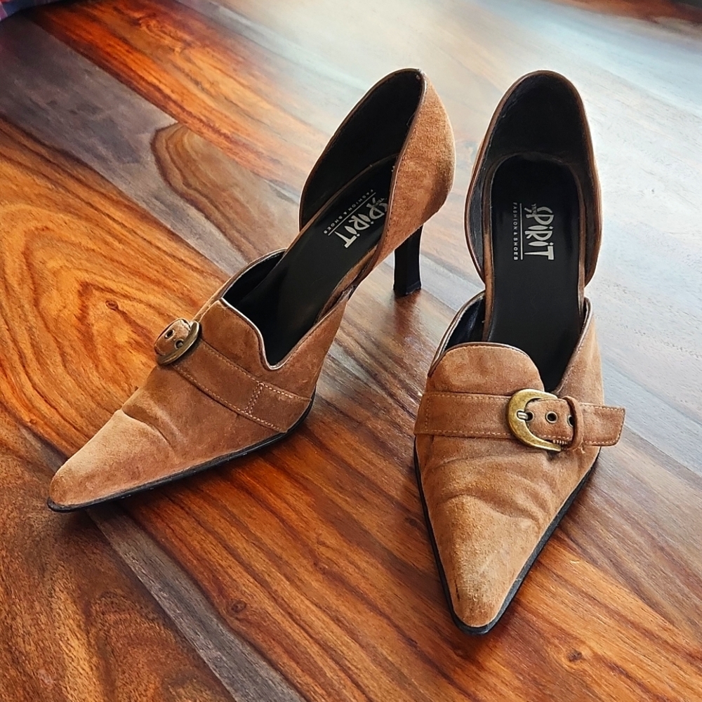 Sexy Suede Buckle Heels, Size 38, (8), Brass Buckles, Pointed, Cute